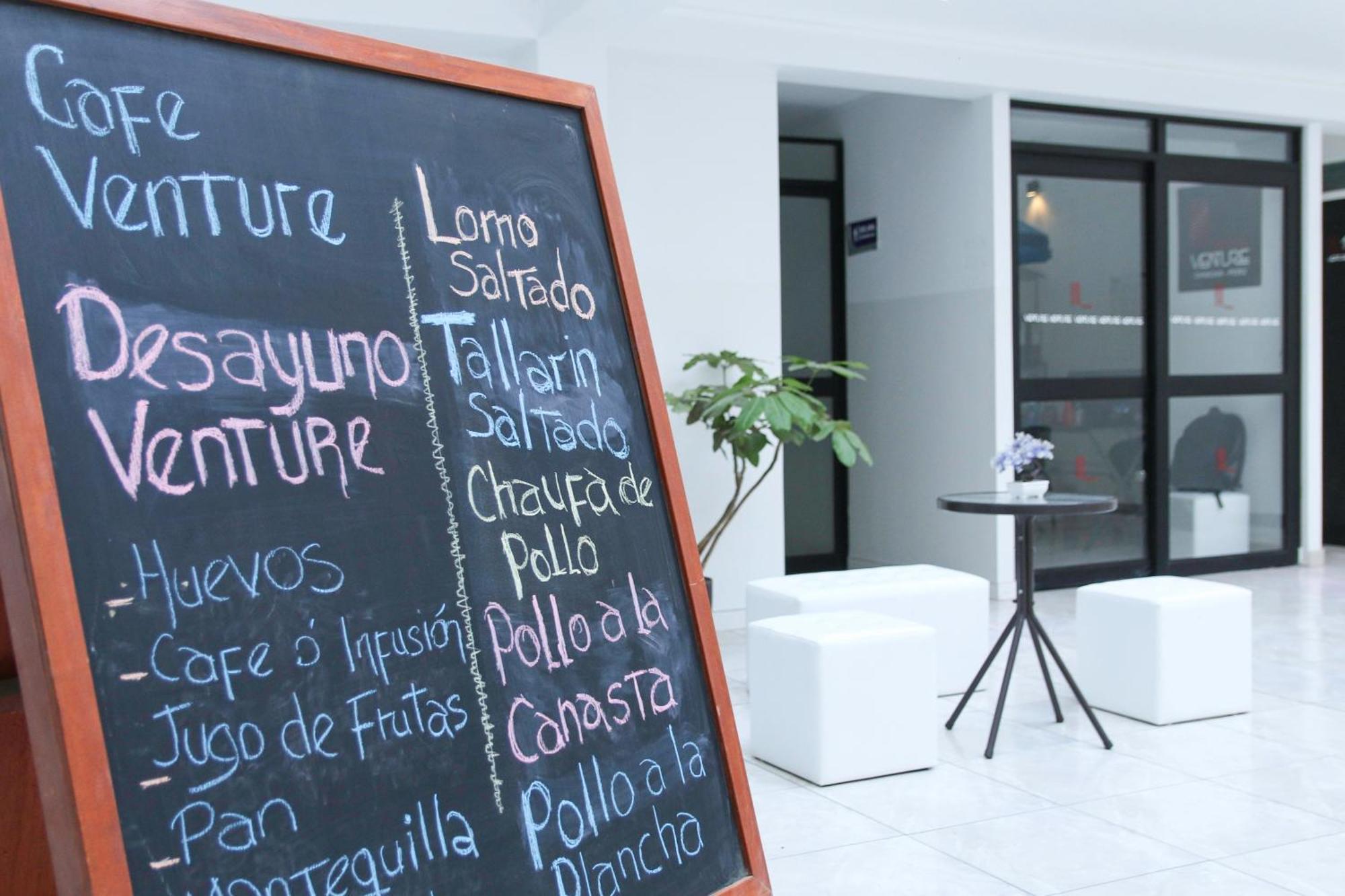 Hotel Venture Chincha Alta Esterno foto